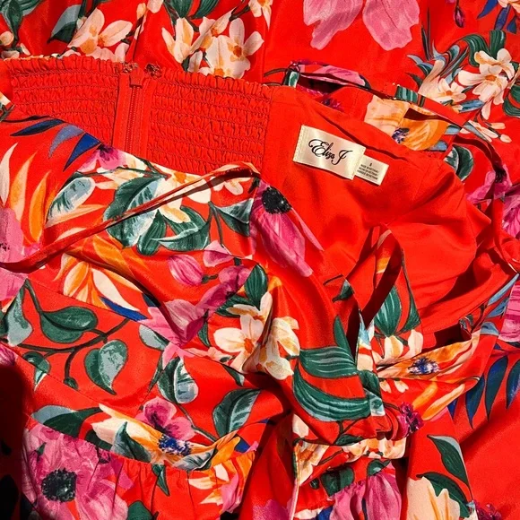 Eliza J Tiered Floral Print Maxi Dress NWOT - Picture 4 of 6